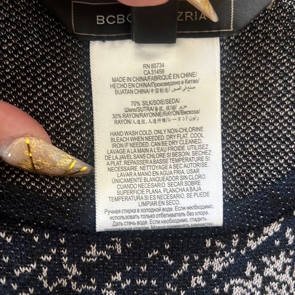 BCBG MAXAZRIA Darby Handkerchief-Hem Jacquard Pullover- XS NWOT - Picture 5 of 5